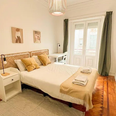 My Fair - 4 Bedroom Near Campo Pequeno Apartman Lisboa