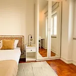My Fair - 4 Bedroom Near Campo Pequeno 公寓