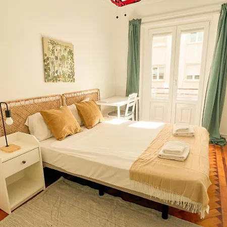 Lägenhet My Fair - 4 Bedroom Near Campo Pequeno *