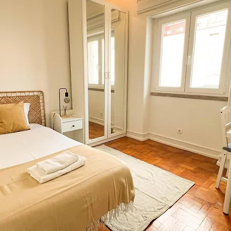 Apartment My Fair - 4 Bedroom Near Campo Pequeno