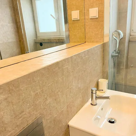 Apartment My Fair - 4 Bedroom Near Campo Pequeno