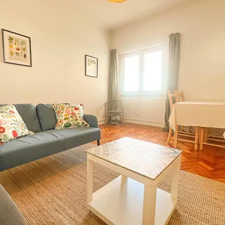 My Fair - 4 Bedroom Near Campo Pequeno Apartment Lissabon