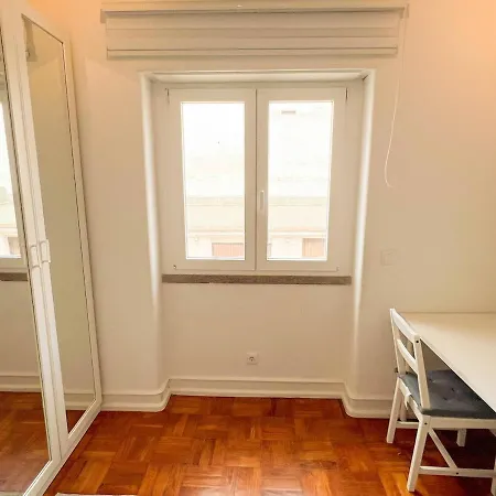 My Fair - 4 Bedroom Near Campo Pequeno Lissabon