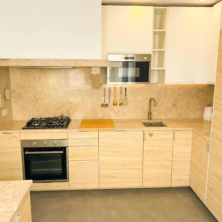 My Fair - 4 Bedroom Near Campo Pequeno Apartment Lissabon