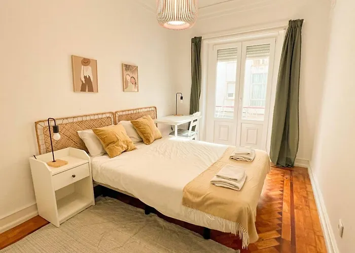 My Fair - 4 Bedroom Near Campo Pequeno Lejlighed Lisboa