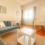 My Fair - 4 Bedroom Near Campo Pequeno Appartamento Lisbona